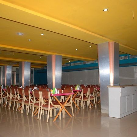 Hotel Nyay Mandir Bharuch ภายนอก รูปภาพ